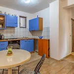1 Bedroom Amazing In דירה