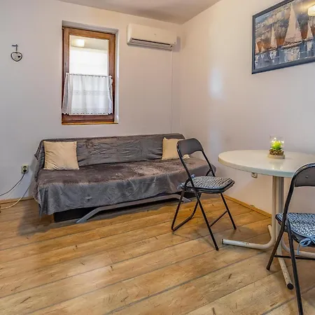 1 Bedroom In Apartament *